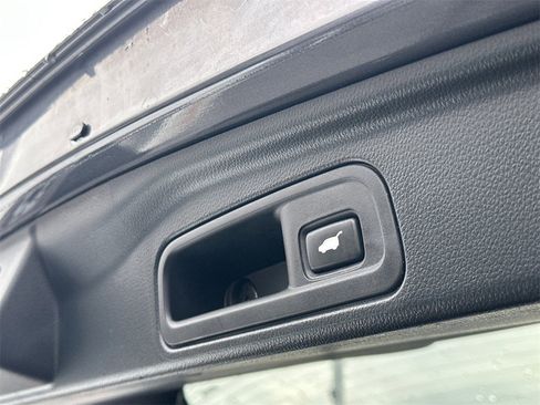 Used 2020 Honda Pilot EX-L image 9