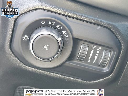 Used 2022 Jeep Wrangler Unlimited Sahara w/ Cold Weather Group AWD/4WD image 20