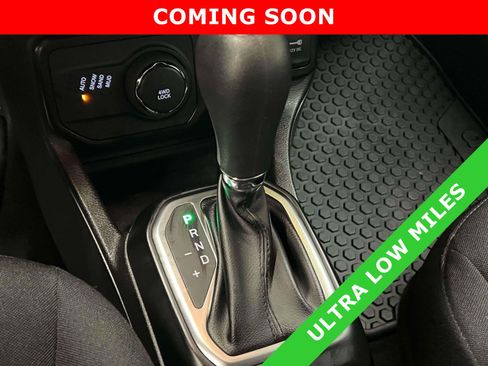 Certified 2023 Jeep Renegade Latitude AWD/4WD image 20