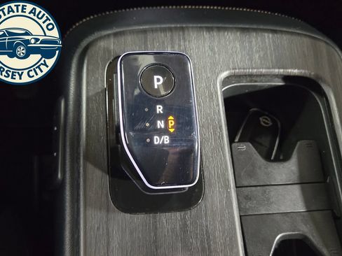 Used 2023 Nissan Ariya FWD image 16