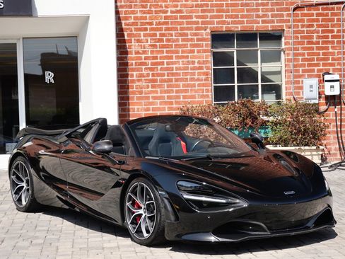 Used 2019 McLaren 720S Performance RWD image 1