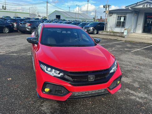 Used 2017 Honda Civic Sport image 1