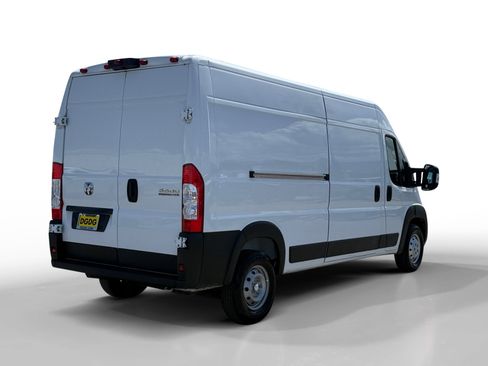 Used 2023 RAM ProMaster 2500 FWD image 5