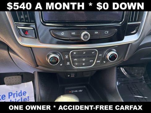 Used 2023 Chevrolet Traverse RS AWD/4WD image 19