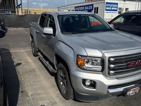 Used 2016 GMC Canyon SLE w/ All Terrain Package AWD/4WD image 3