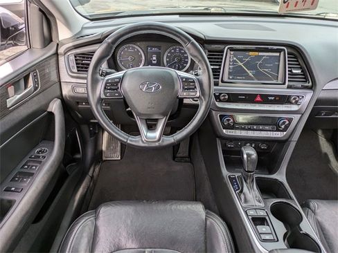 Used 2018 Hyundai Sonata Limited w/ Limited Ultimate Package 03 image 15