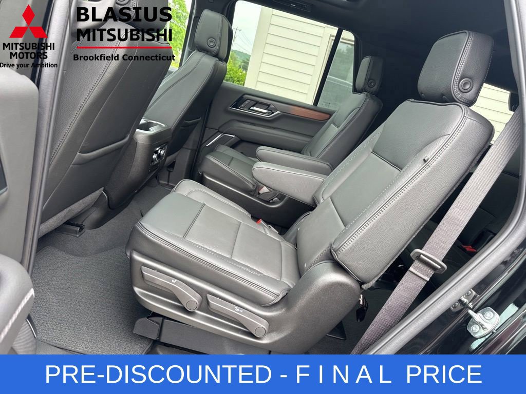 Used 2026 GMC Yukon Denali w/ Sun & Power Step Package AWD/4WD image 40