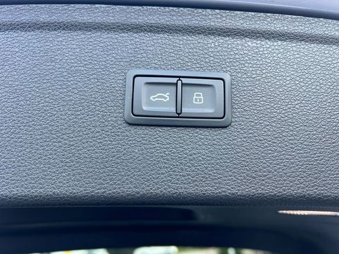 Used 2023 Audi Q5 2.0T Premium Plus w/ Premium Plus Package image 24