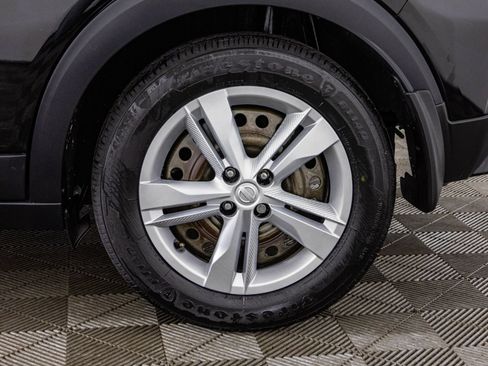 Used 2022 Nissan Kicks S FWD image 48