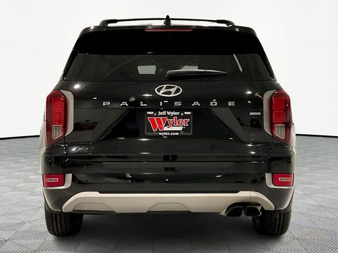 Used 2021 Hyundai Palisade Limited w/ Winter Package image 5