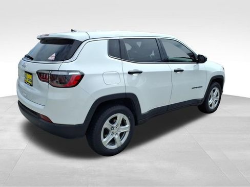 Used 2023 Jeep Compass Sport AWD/4WD image 9