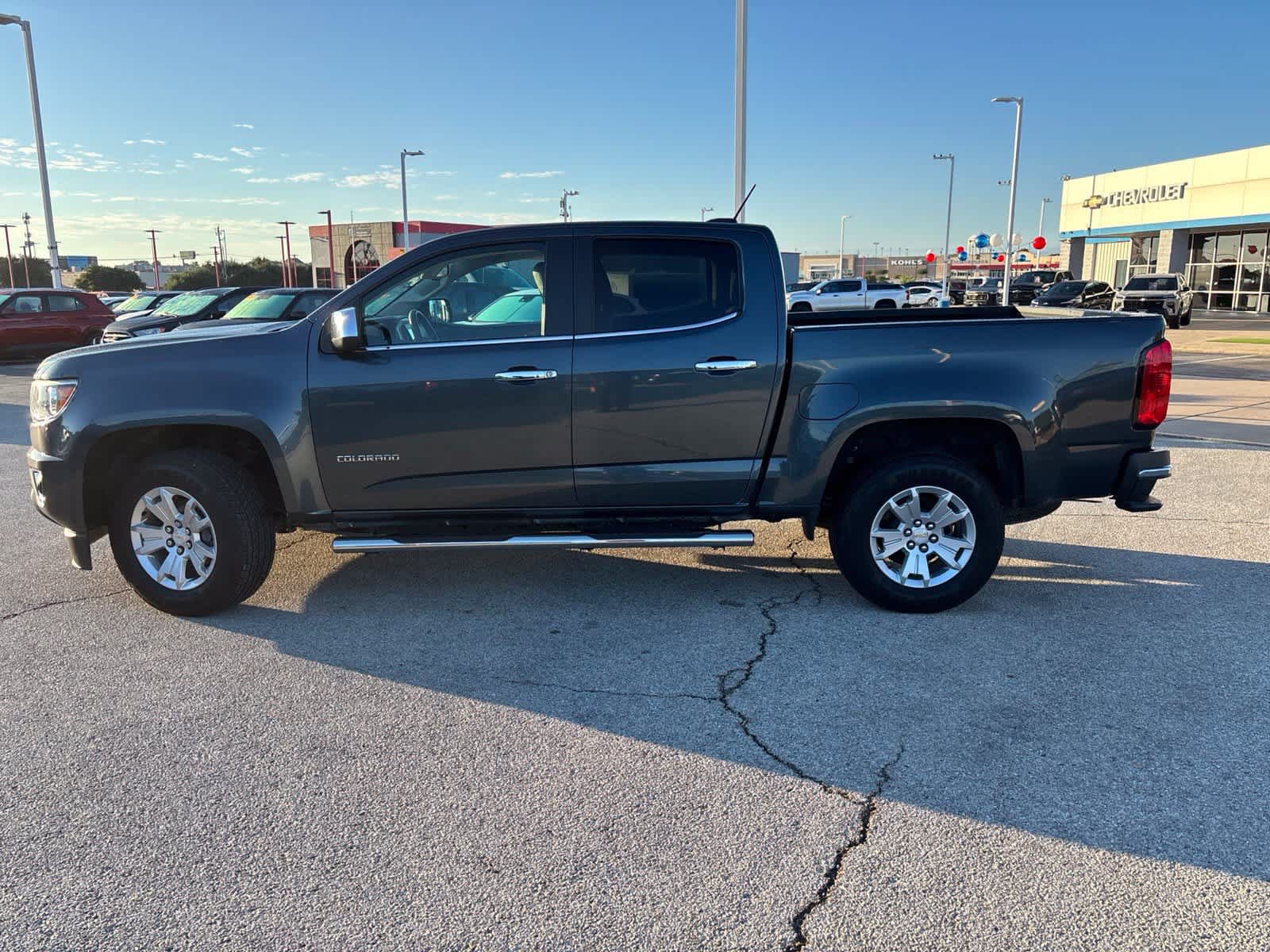 Used 2015 Chevrolet Colorado LT w/ Luxury Package RWD image 8