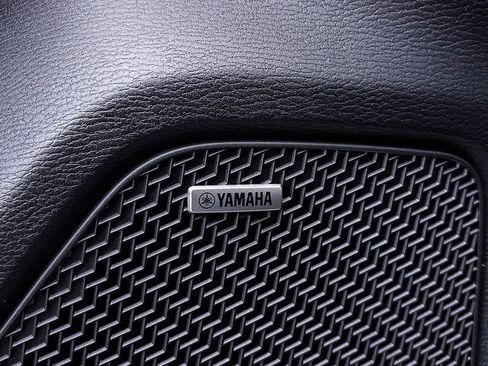 New 2026 Mitsubishi Outlander ES image 9