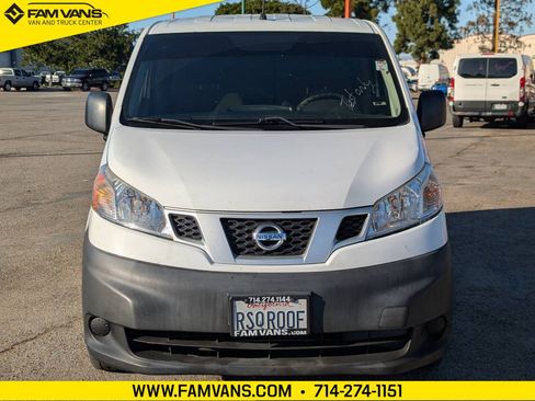 Used 2015 Nissan NV200 S image 2
