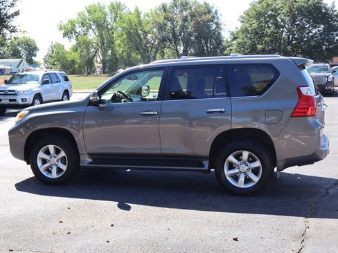 Used 2010 Lexus GX 460 AWD/4WD image 8