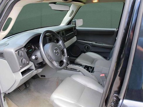 Used 2006 Jeep Commander 4WD image 10