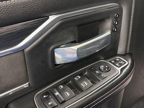 Used 2024 RAM 2500 Laramie w/ Night Edition image 19