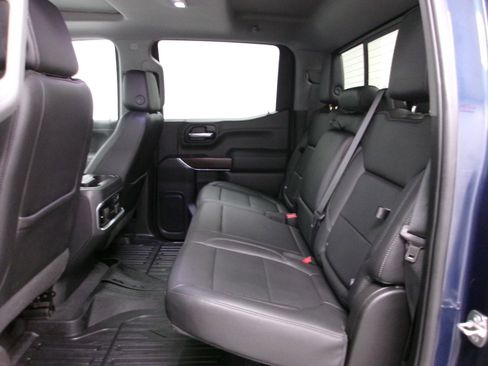 Used 2019 GMC Sierra 1500 SLT w/ SLT Premium Plus Package AWD/4WD image 10