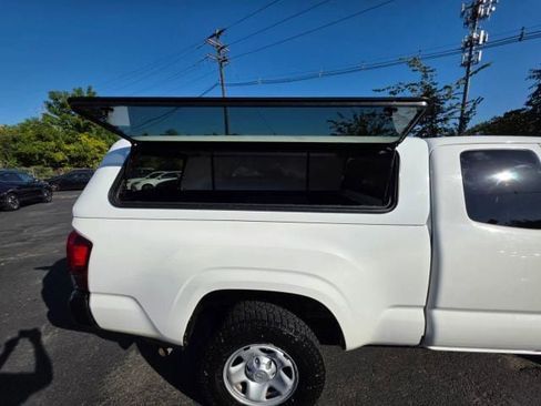 Used 2021 Toyota Tacoma SR image 29