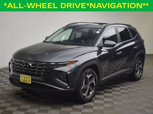 Used 2022 Hyundai Tucson SEL w/ Convenience + Premium Package AWD/4WD image 3