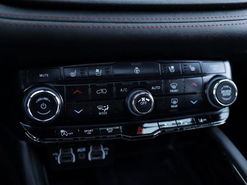 Used 2023 Dodge Durango Citadel image 16