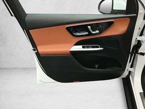 Certified 2026 Mercedes-Benz GLC 300 4MATIC image 17