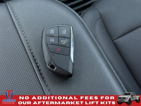 Used 2024 GMC Sierra 1500 SLT w/ SLT Premium Plus Package AWD/4WD image 35