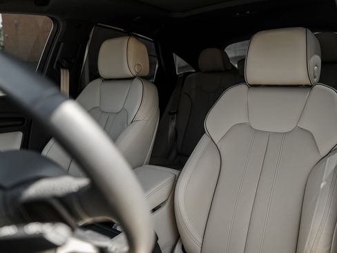 Used 2024 Audi Q5 2.0T Premium Plus image 20