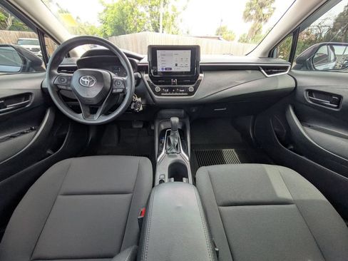 Used 2025 Toyota Corolla LE FWD image 15