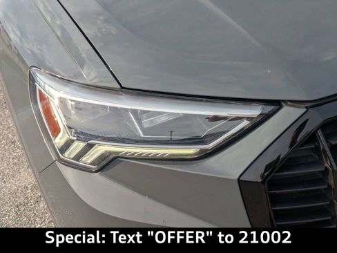 Certified 2023 Audi Q3 2.0T Premium w/ Convenience Package AWD/4WD image 13