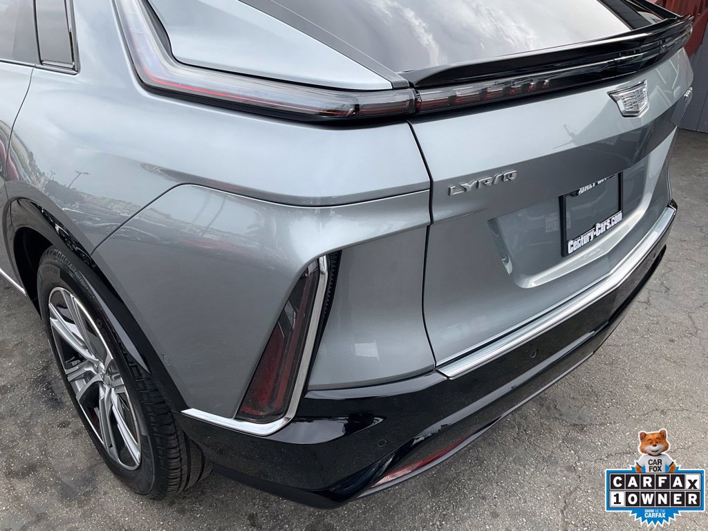 Used 2024 Cadillac Lyriq Luxury AWD/4WD image 95
