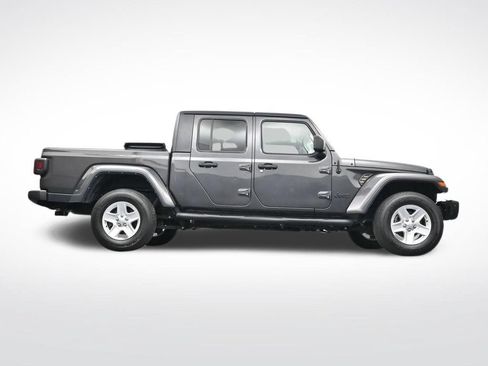 Used 2022 Jeep Gladiator Sport AWD/4WD image 32