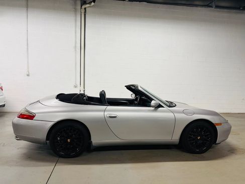 Used 2001 Porsche 911 Carrera RWD image 12