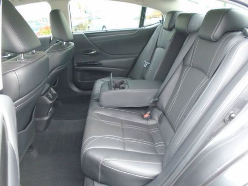 Used 2023 Lexus ES 350 Ultra Luxury image 34