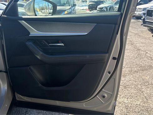 Used 2024 MAZDA CX-90 3.3 Turbo w/ Preferred Plus image 19