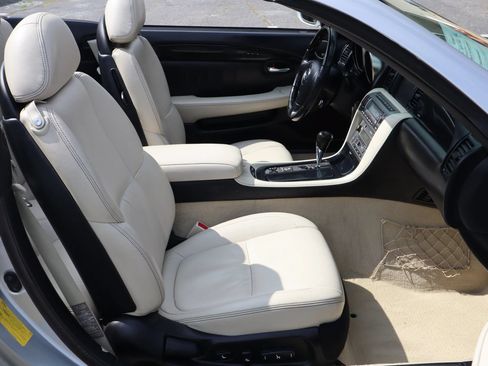 Used 2009 Lexus SC 430 Convertible RWD image 15