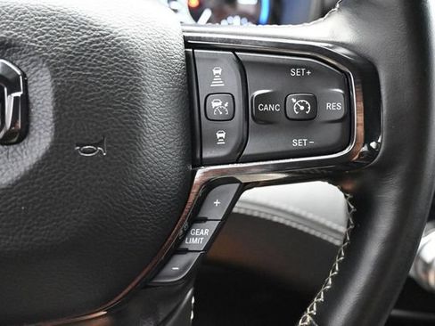 Used 2022 RAM 1500 Limited AWD/4WD image 11