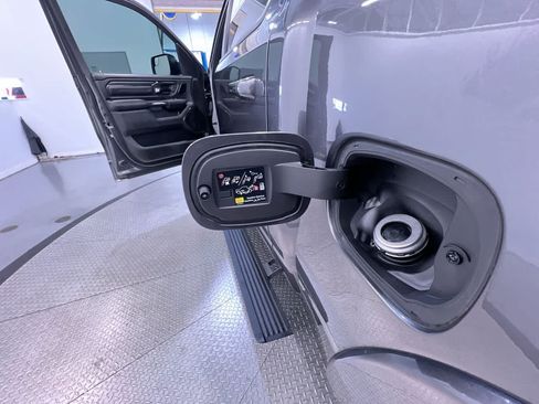 Used 2022 RAM 1500 Limited w/ Night Edition AWD/4WD image 41