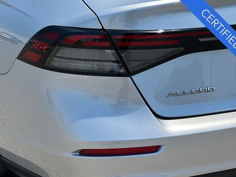 Certified 2025 Honda Accord LX image 30
