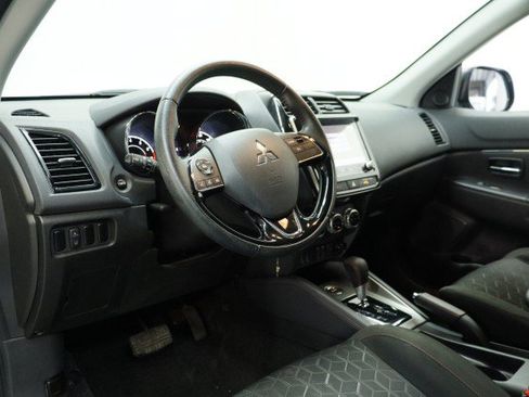 Used 2023 Mitsubishi Outlander Sport LE AWD/4WD image 6