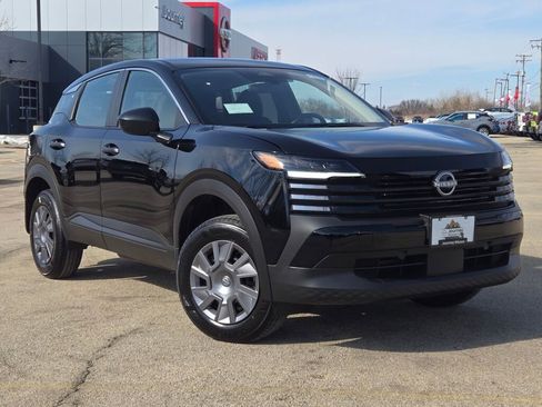 New 2026 Nissan Kicks S image 4