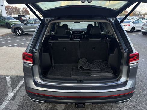 Used 2023 Volkswagen Atlas SE w/ Panoramic Sunroof Package image 27
