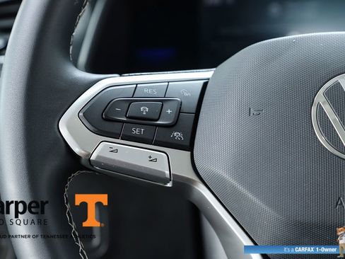 Used 2022 Volkswagen Tiguan SE w/ Panoramic Sunroof Package AWD/4WD image 21