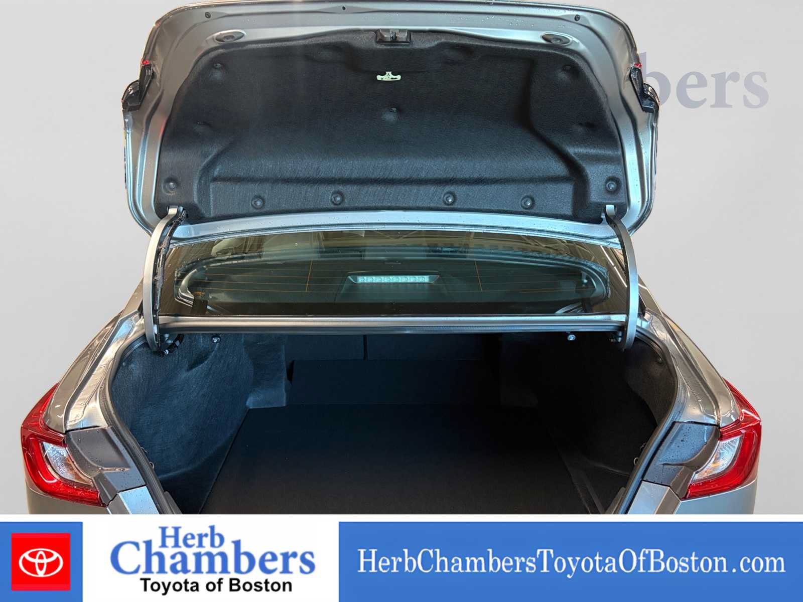 Certified 2026 Toyota Camry SE FWD image 4
