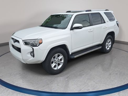 Used 2020 Toyota 4Runner SR5 Premium w/ Moonroof Package AWD/4WD image 1