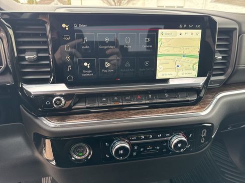 Used 2023 GMC Sierra 1500 SLE w/ X31 Off-Road Package image 13