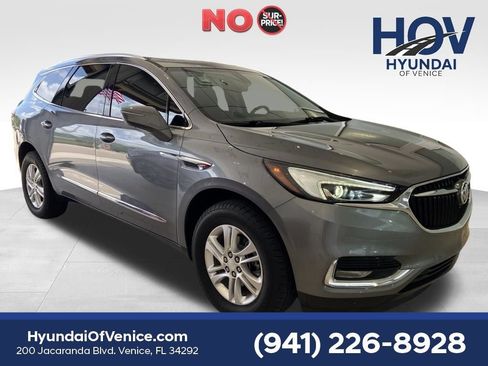 Used 2021 Buick Enclave Essence w/ Sound and Sites Package FWD image 1