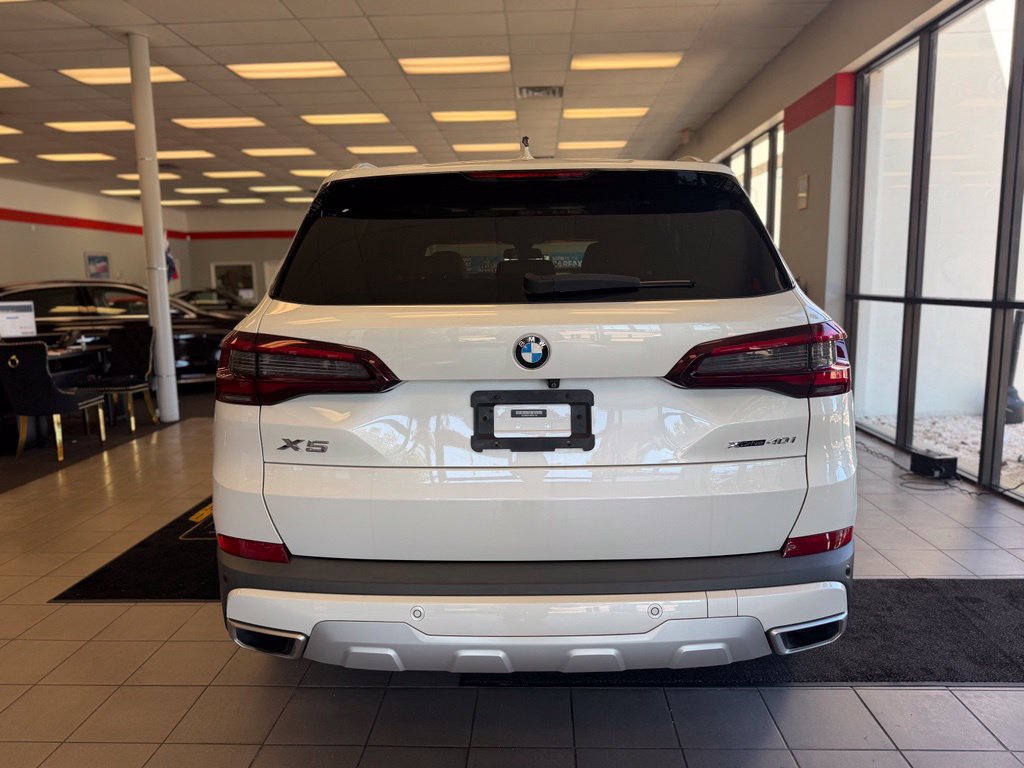 Used 2021 BMW X5 xDrive40i w/ Premium Package AWD/4WD image 5