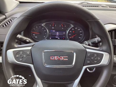 Used 2023 GMC Terrain SLE w/ Driver Convenience Package FWD image 27