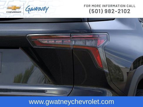 New 2026 Chevrolet Equinox LT w/ Safety and Technology Package FWD image 11